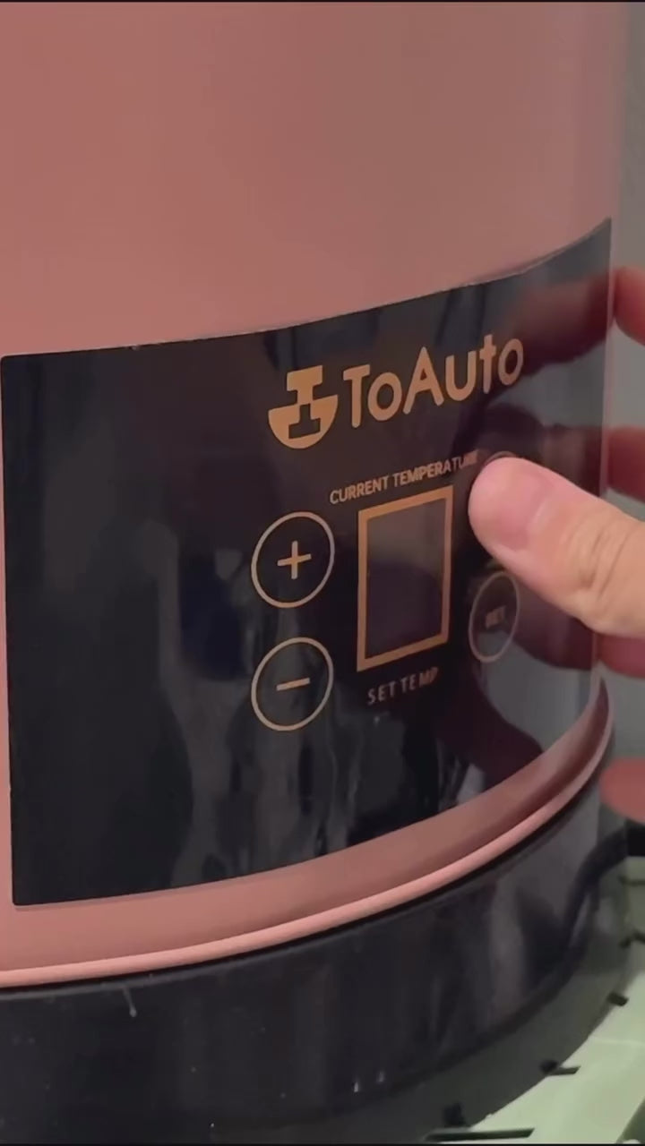 Handmade drink-inspired candle batch making process from 'bit of cherry'